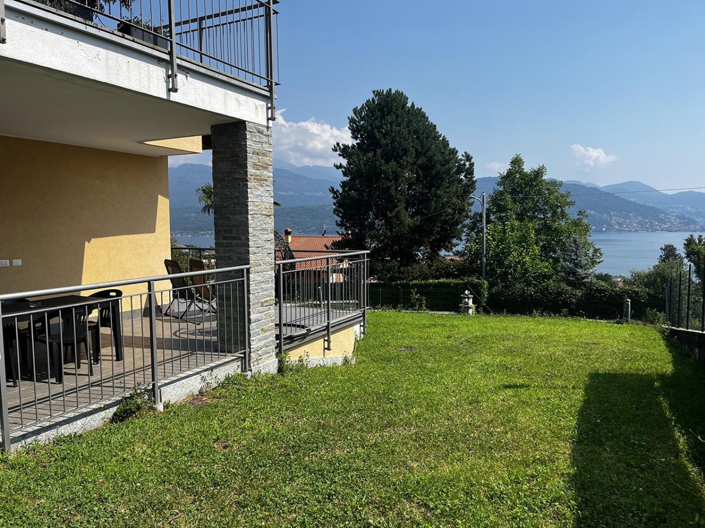 Magicview Baveno Apartment With Garden And Lake View Экстерьер фото